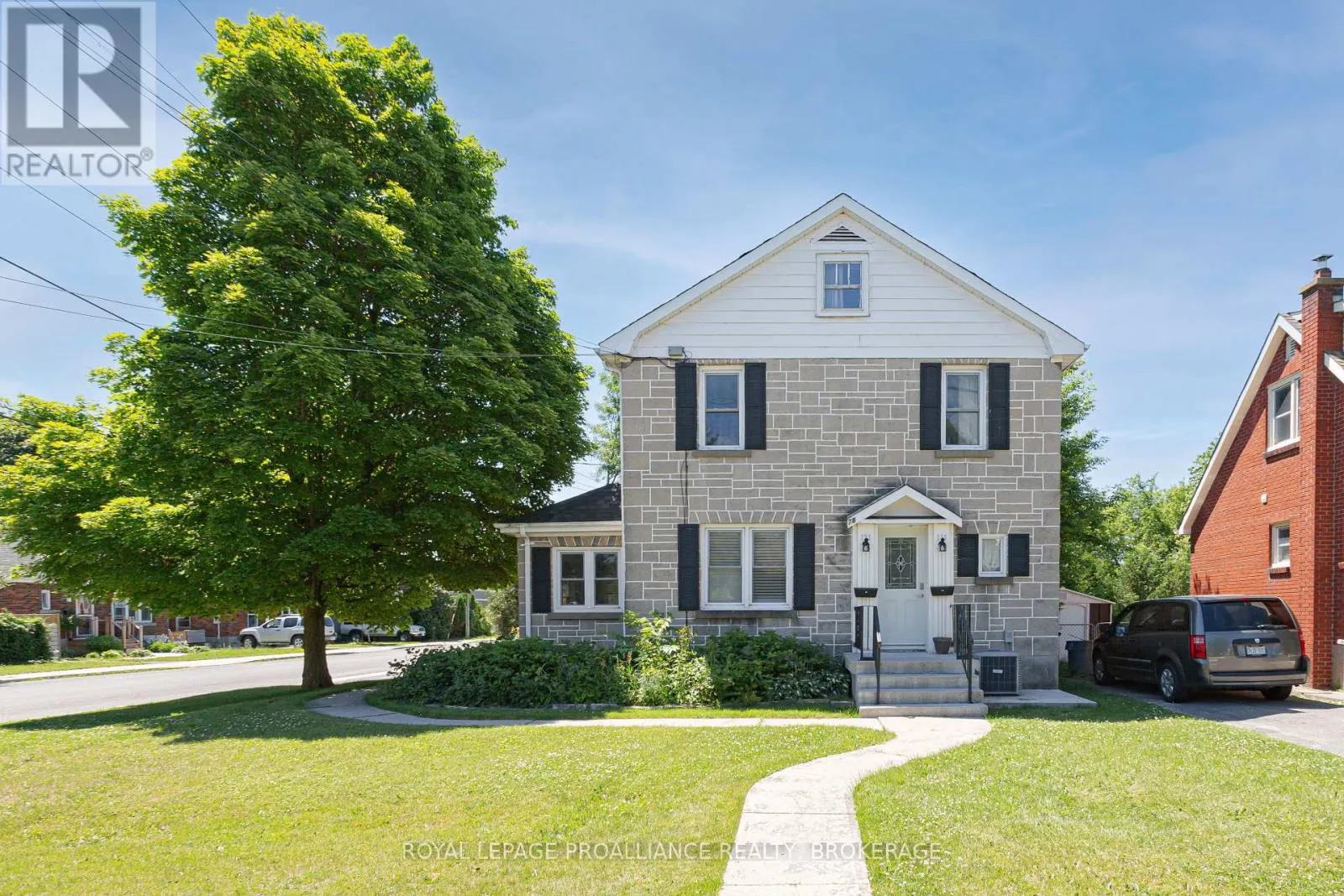 78 CARRUTHERS AVENUE