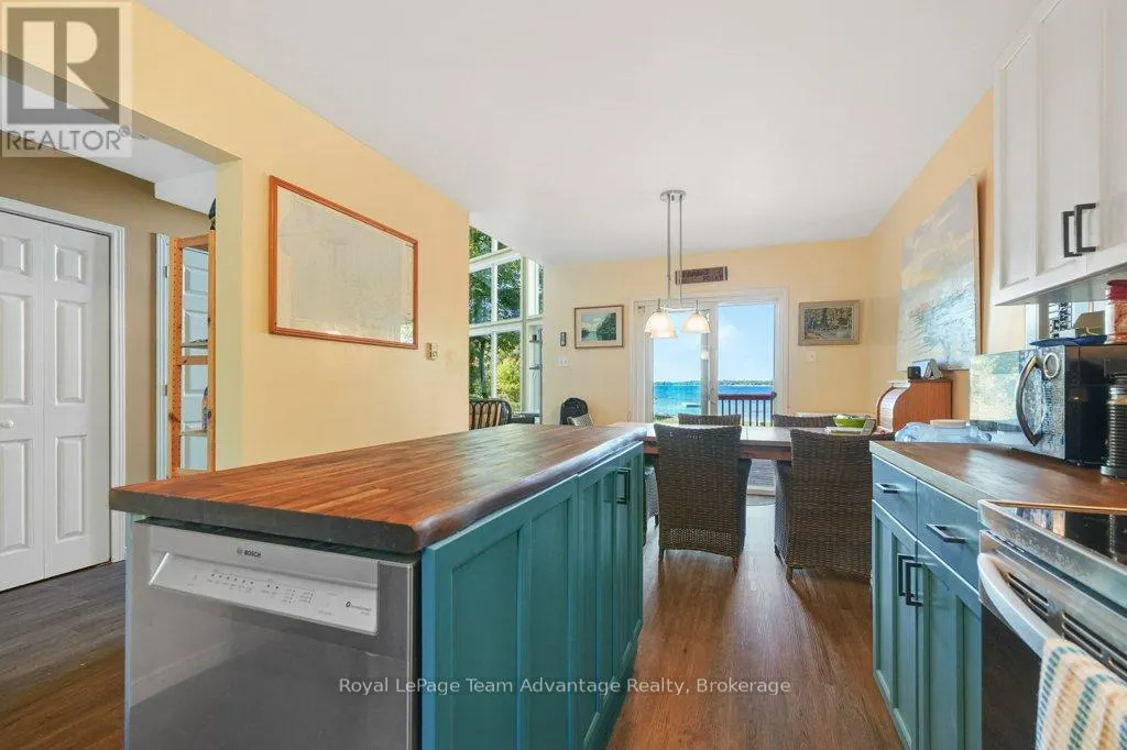 37 RICHARDS LAKE ROAD