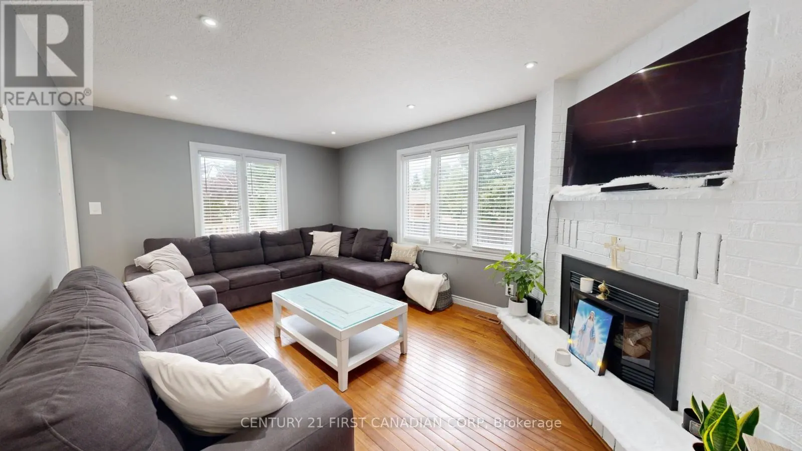 217 COLETTE DRIVE