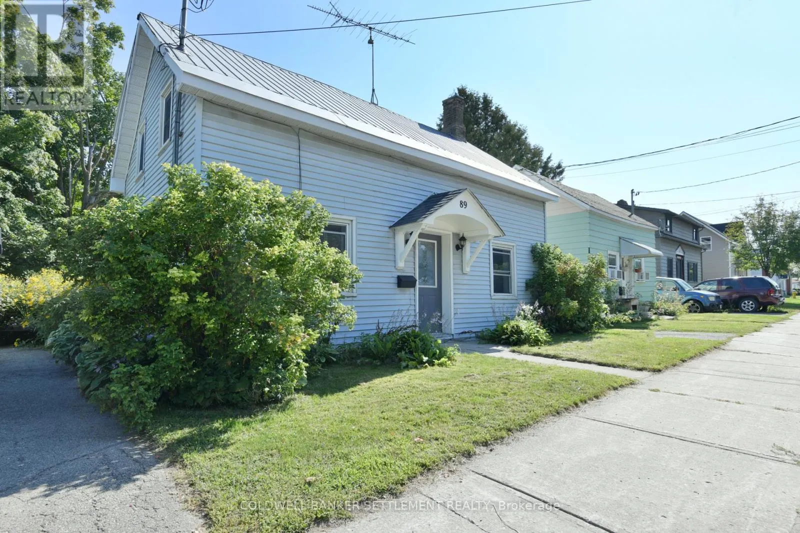 89 DRUMMOND STREET E