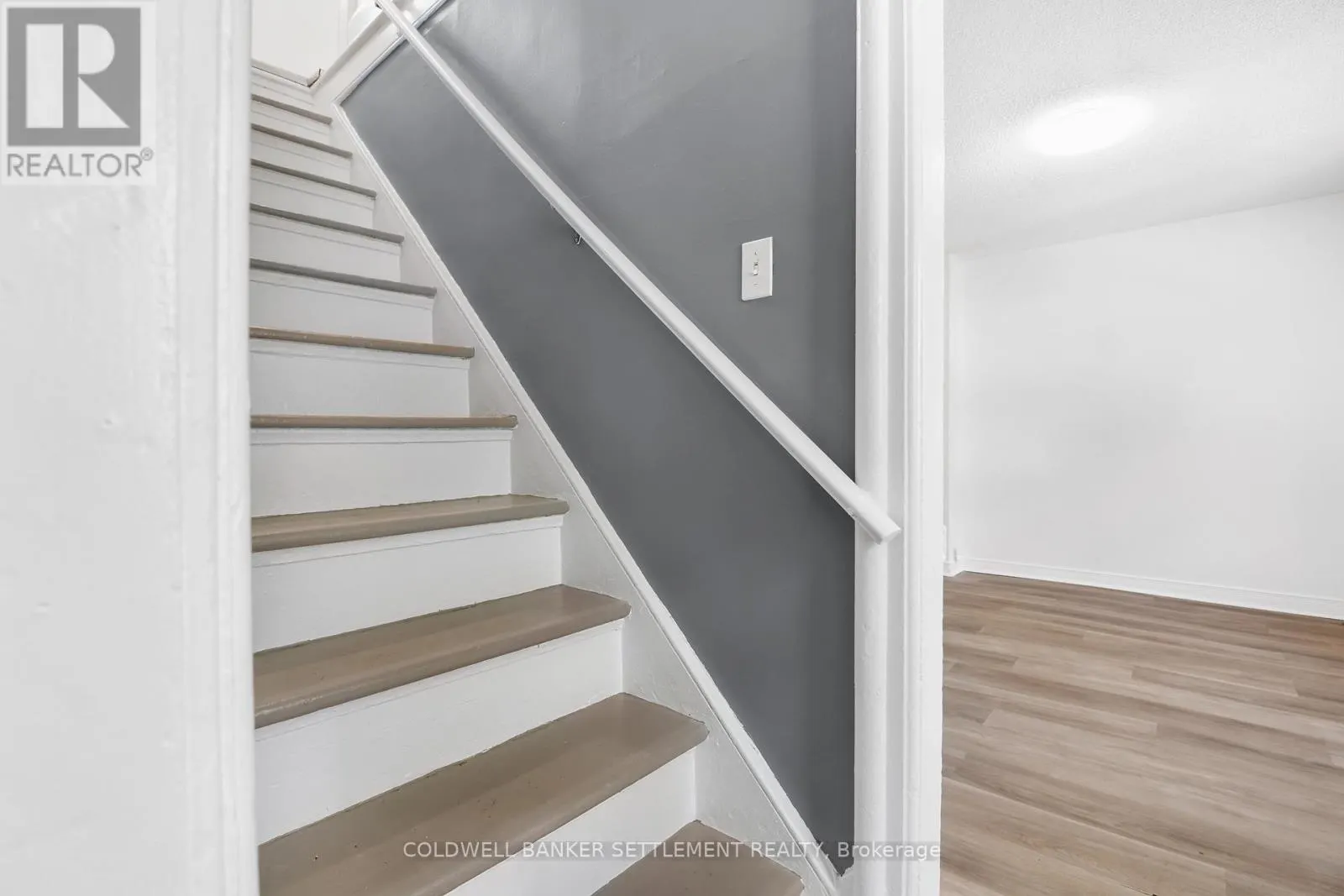 89 DRUMMOND STREET E