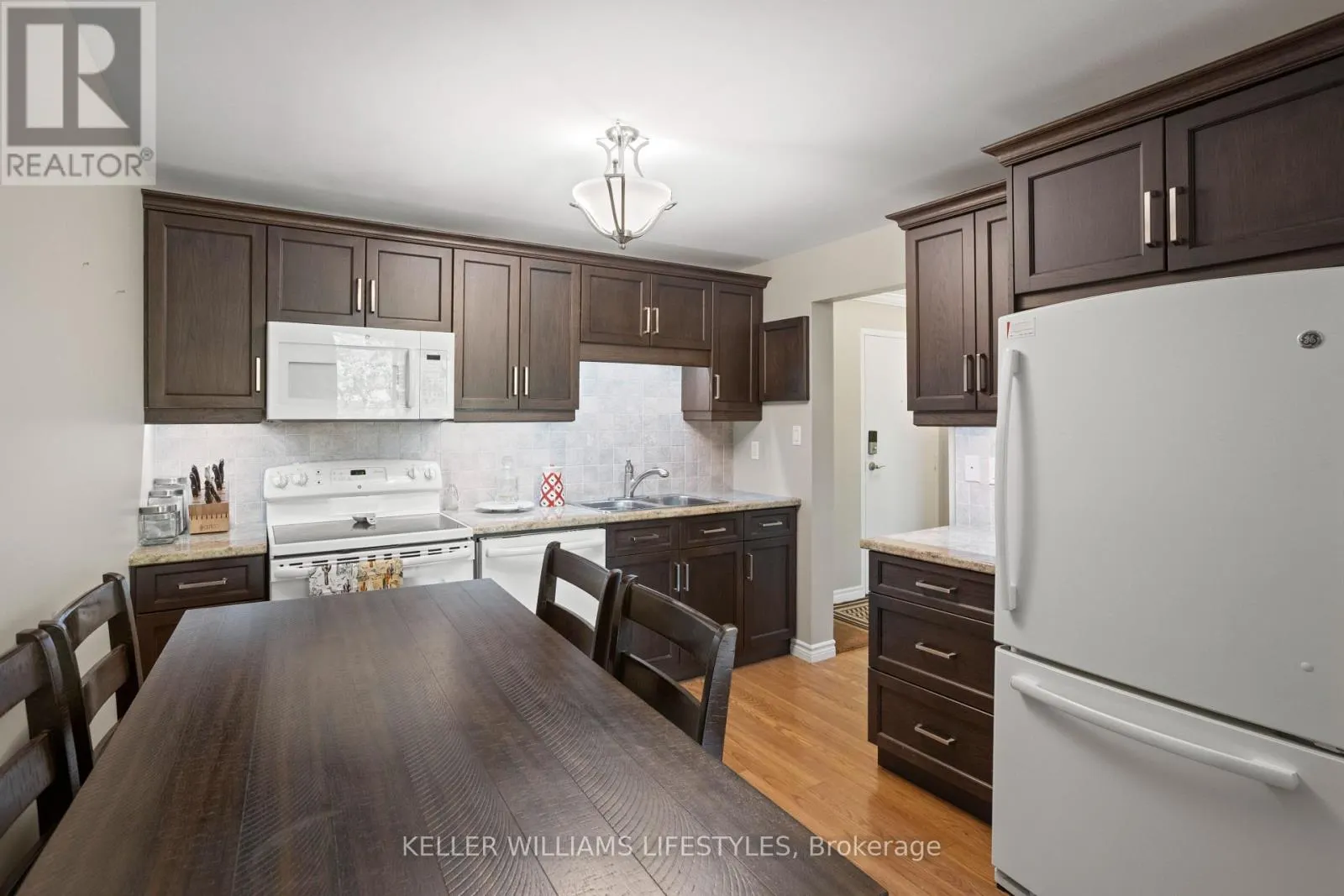 307 - 91 SPRUCE STREET W, #307