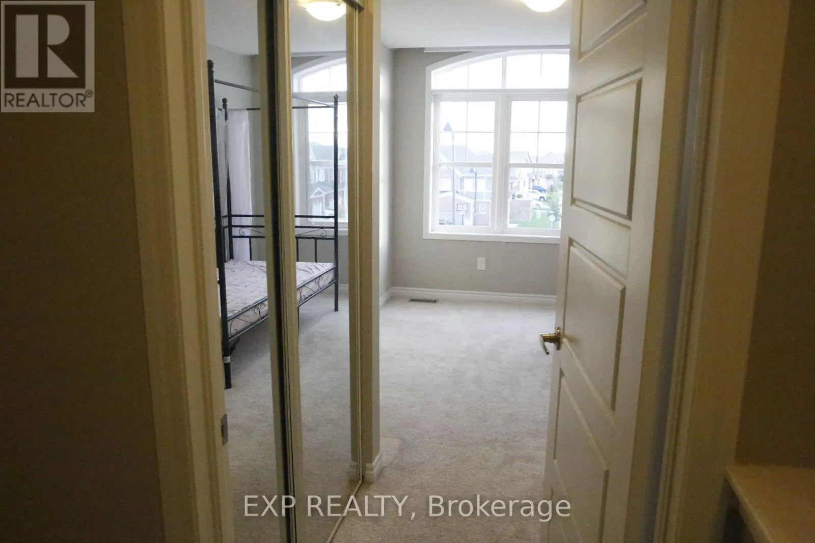 10 - 230 AVONDSYDE BOULEVARD