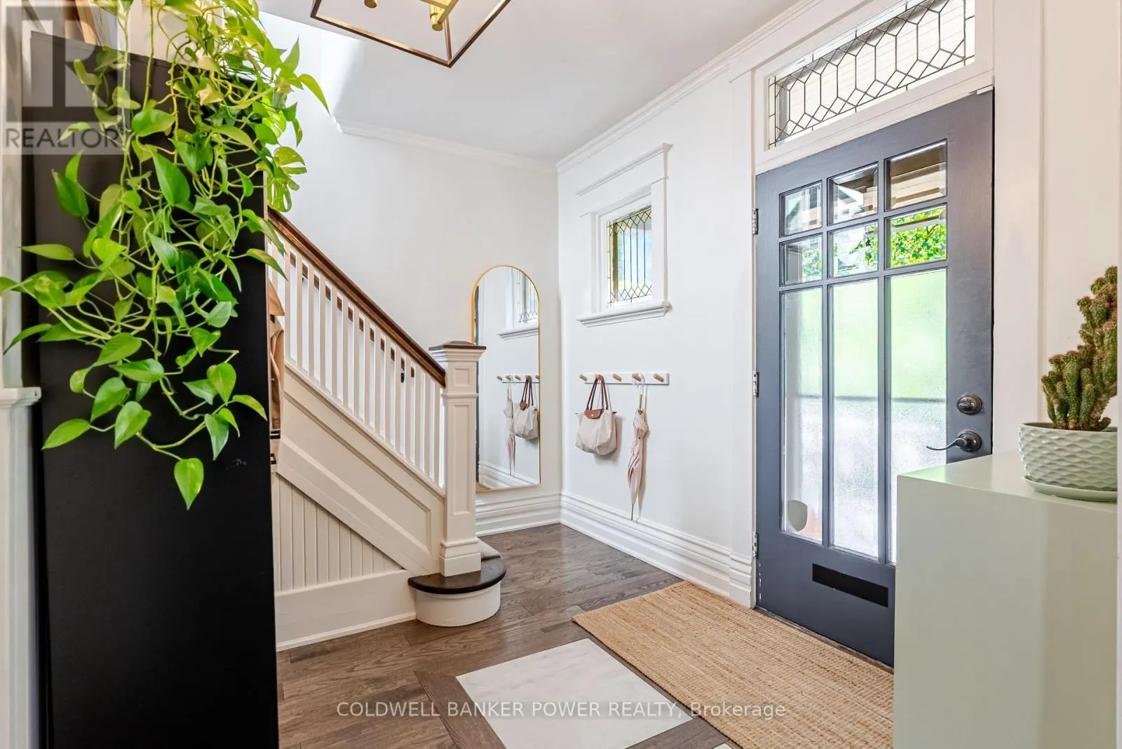 20 ELMWOOD AVENUE E