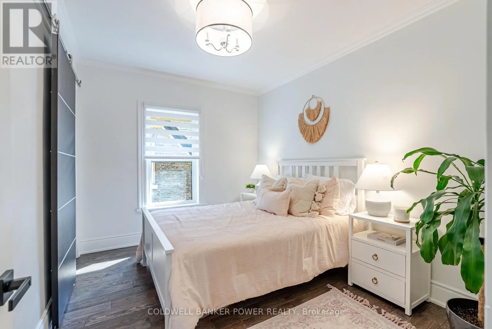 20 ELMWOOD AVENUE E