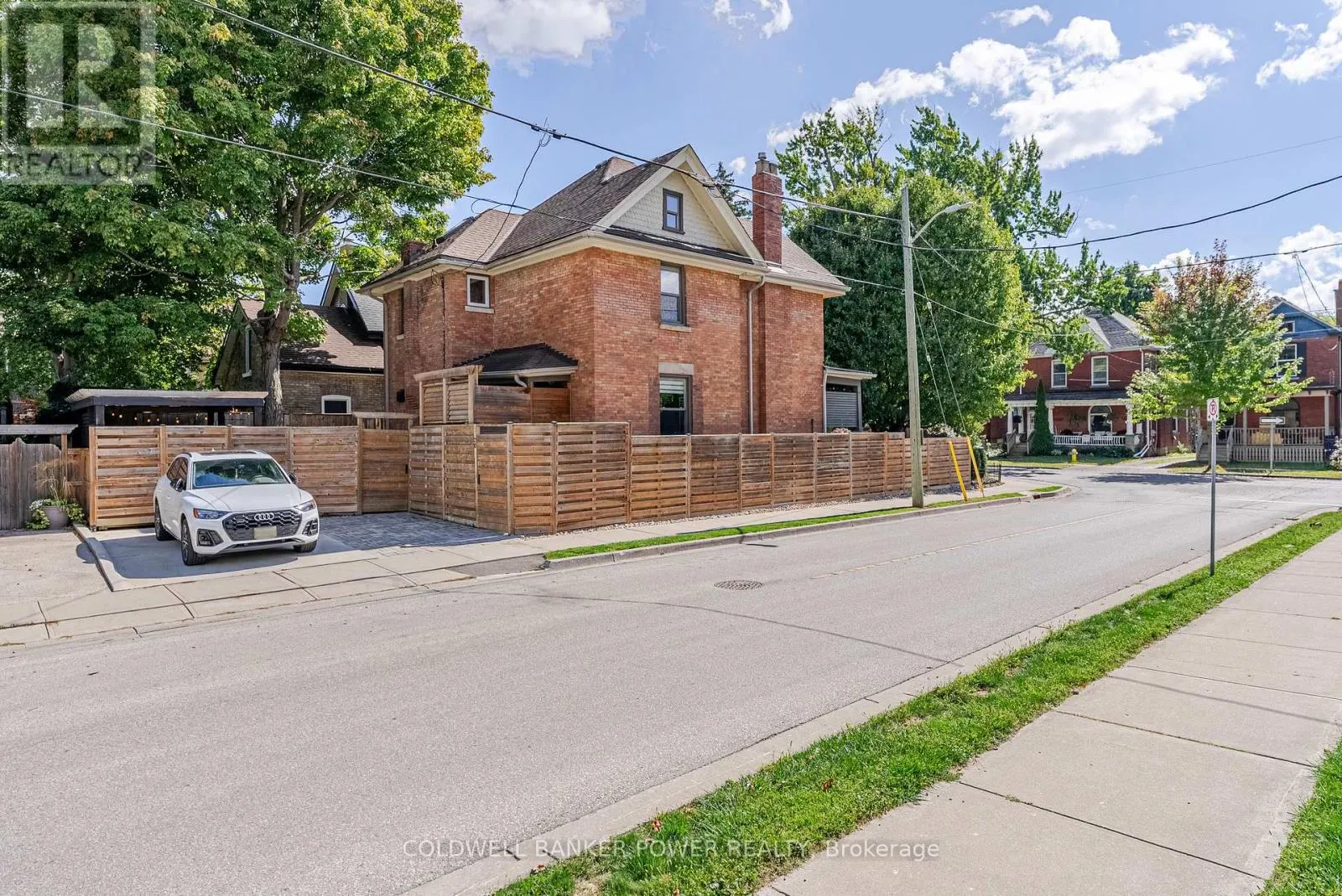 20 ELMWOOD AVENUE E