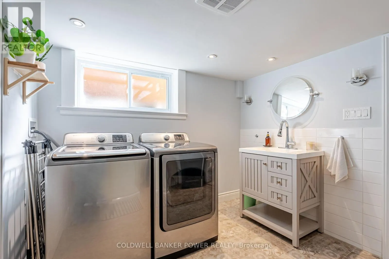 20 ELMWOOD AVENUE E