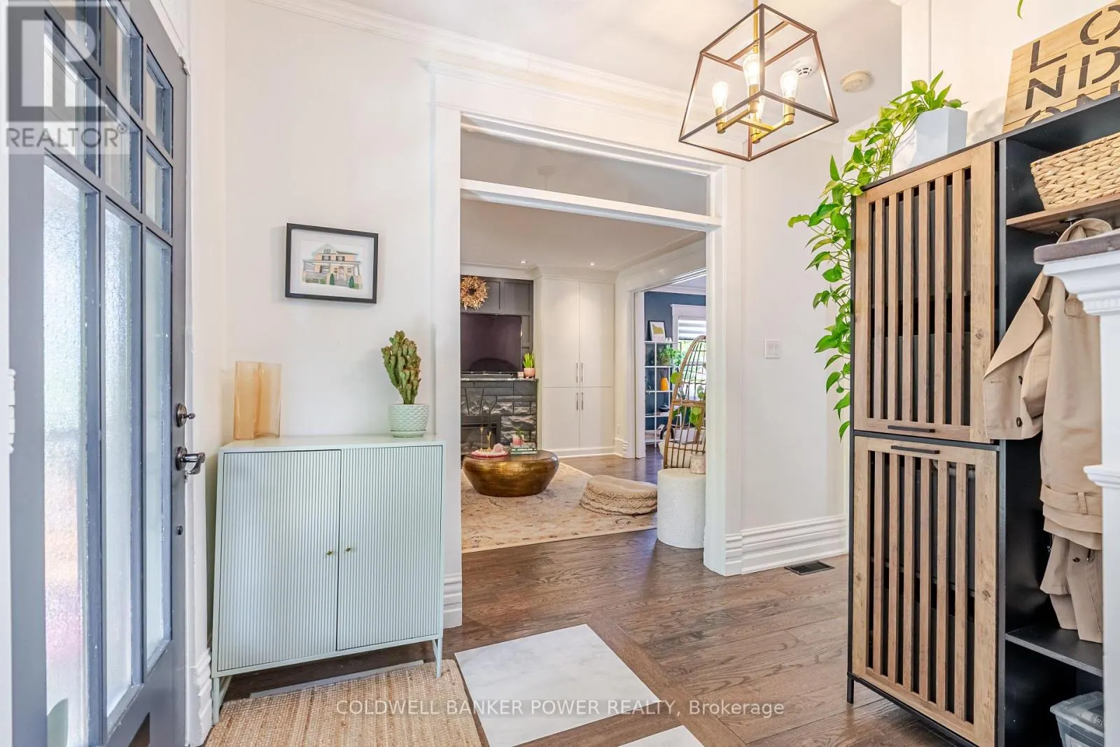 20 ELMWOOD AVENUE E
