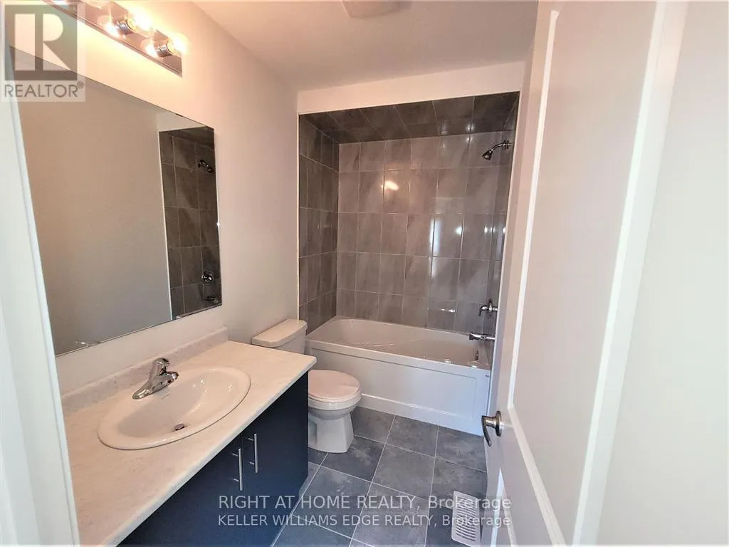 74 PINOT CRESCENT