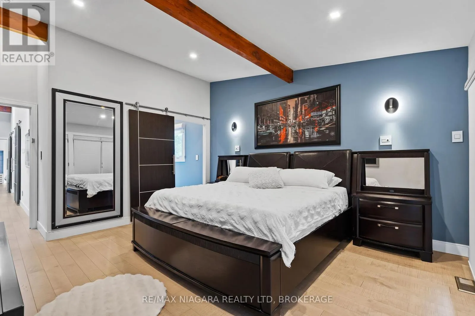 2 MALLETTE CRESCENT