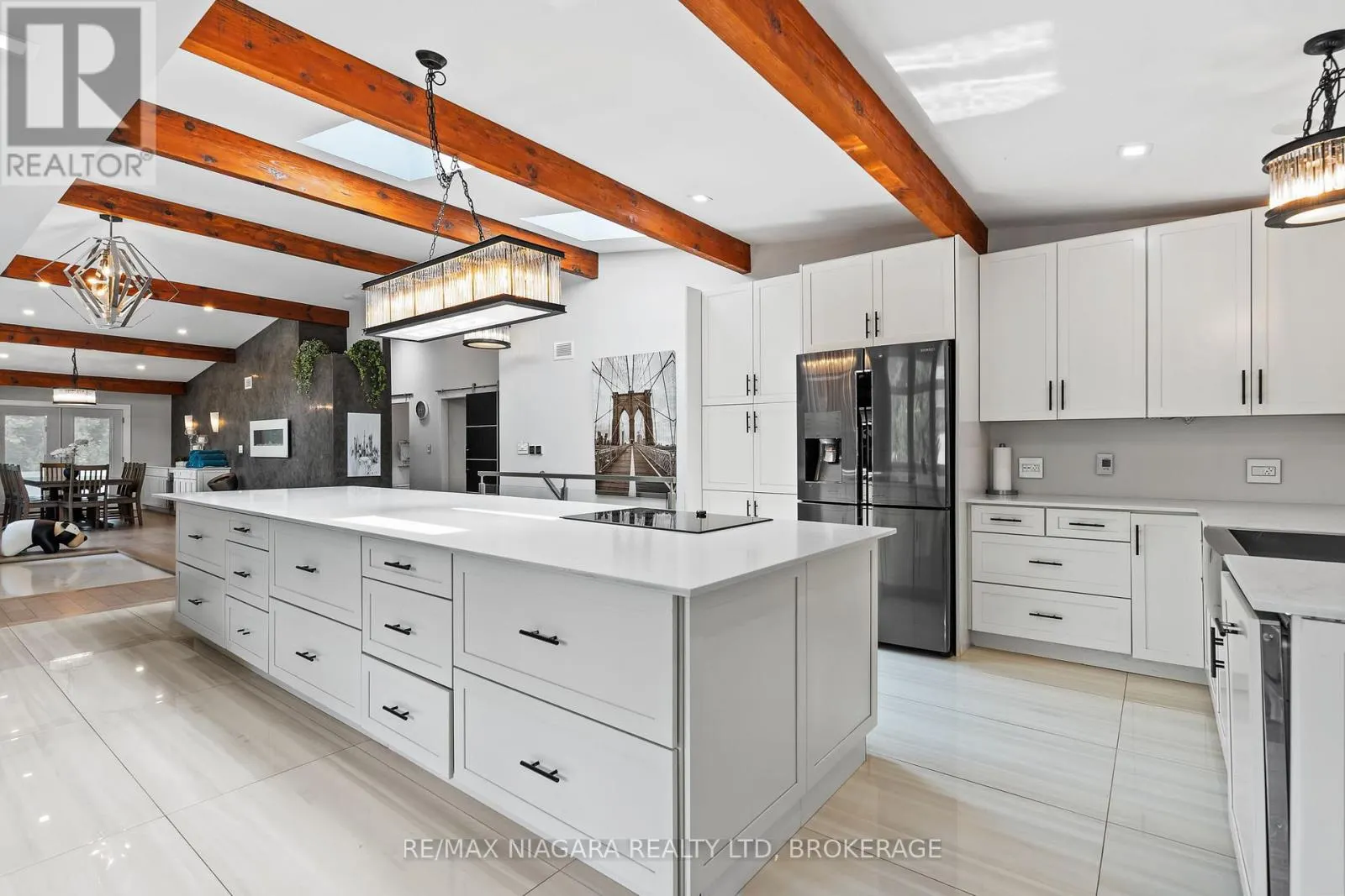 2 MALLETTE CRESCENT