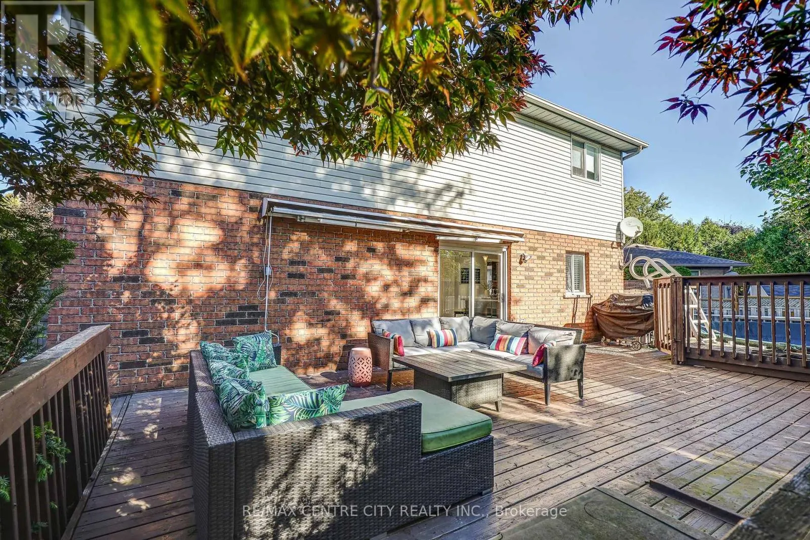 19 LYFORD COURT