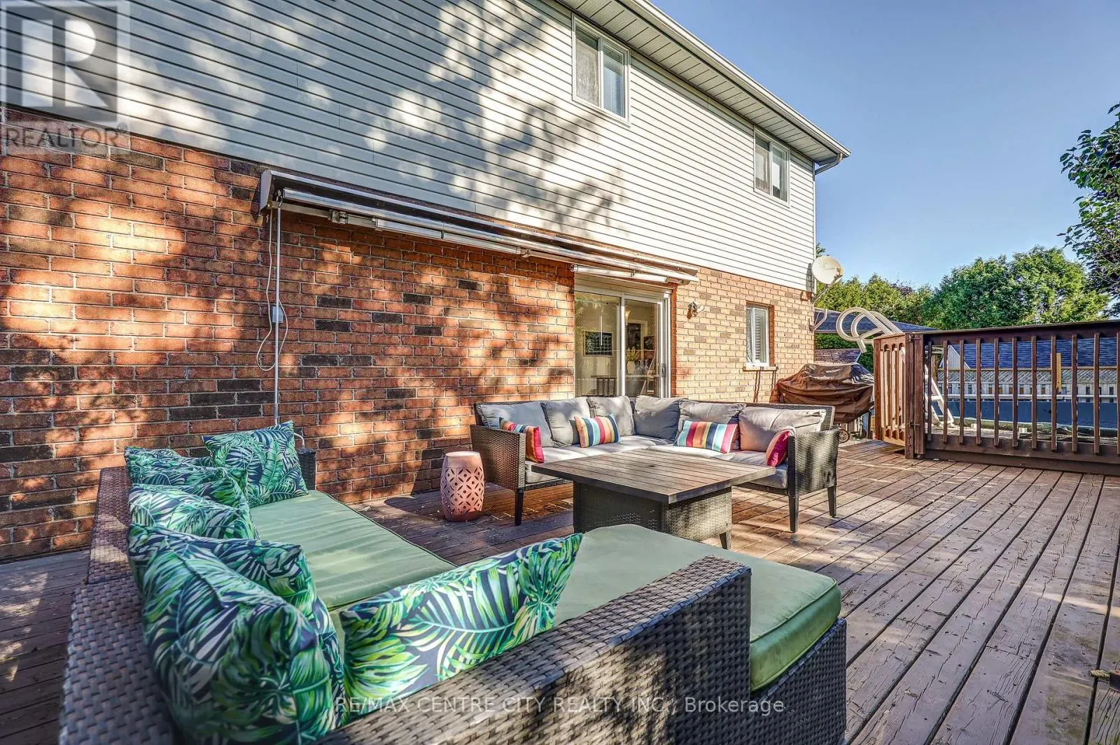 19 LYFORD COURT