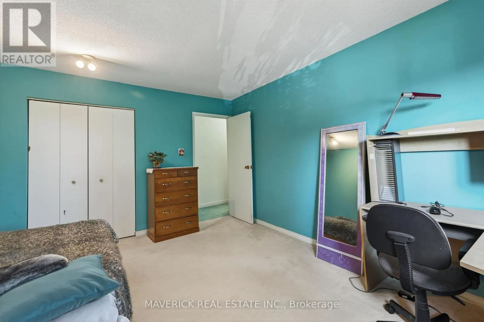 35 - 135 ANDOVER DRIVE, #35