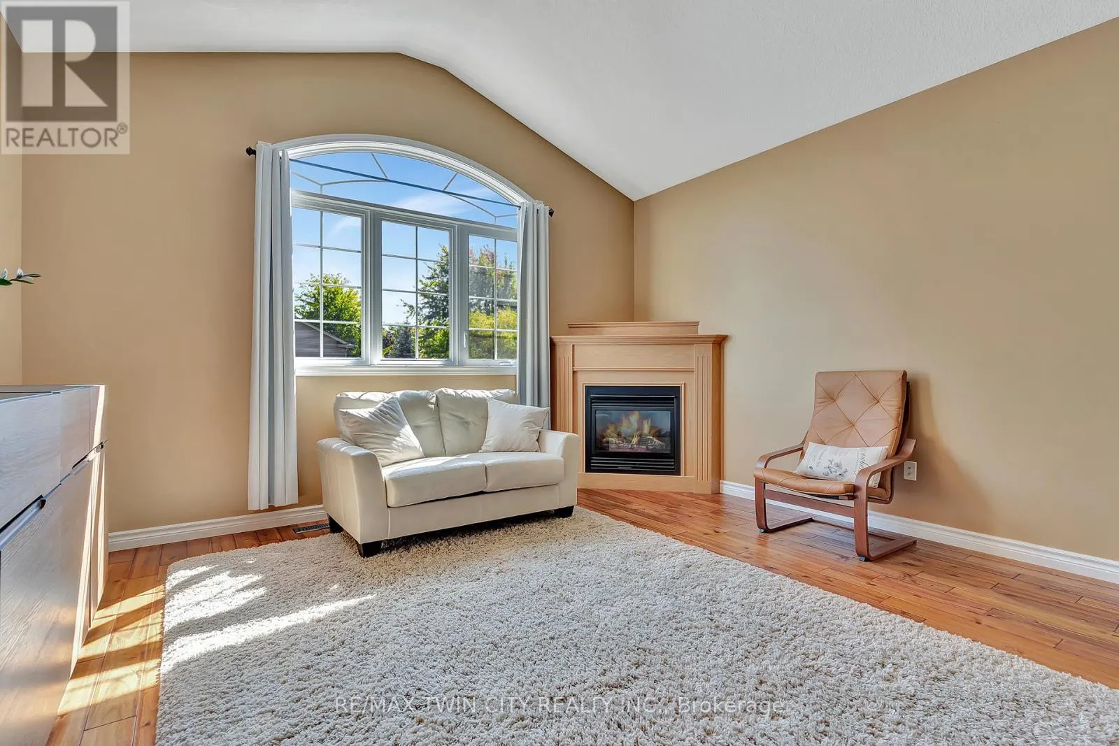 357 AUBURN DRIVE