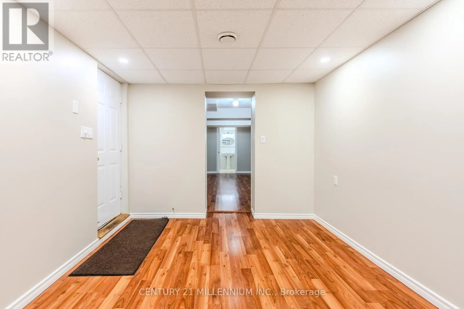 60 OFIELD ROAD