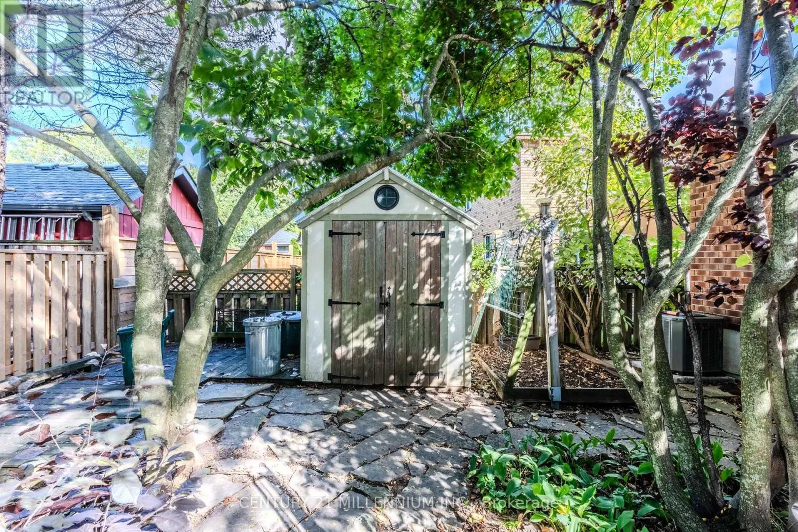60 OFIELD ROAD