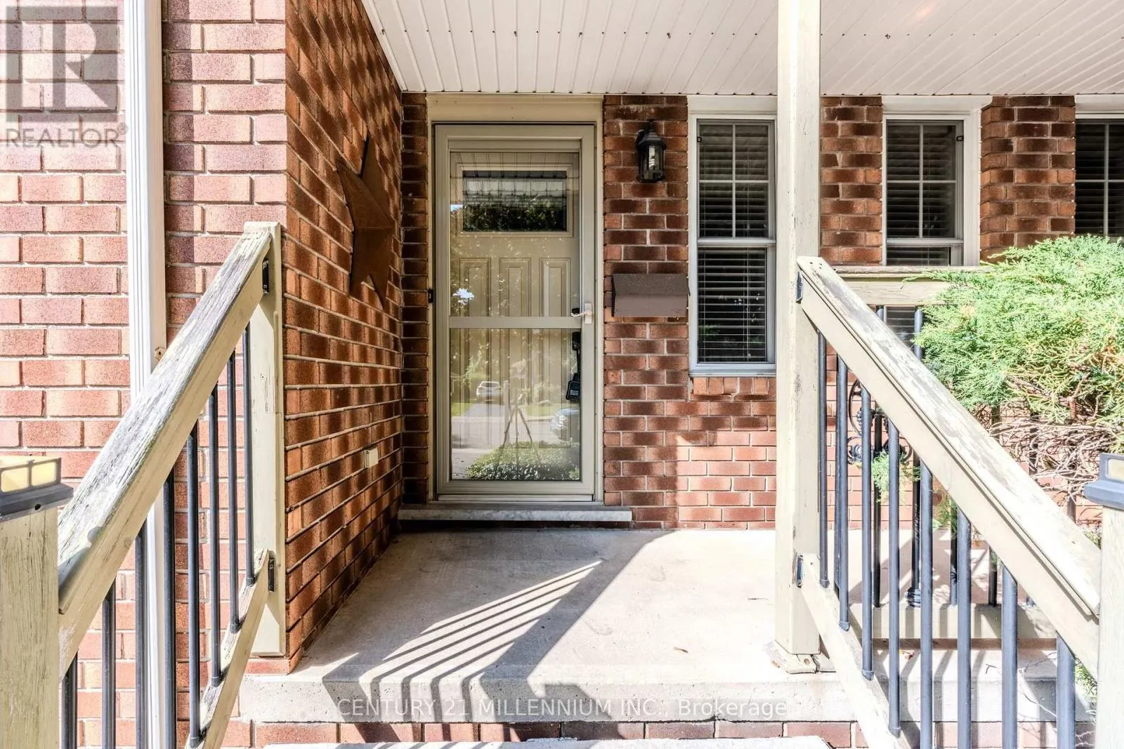 60 OFIELD ROAD