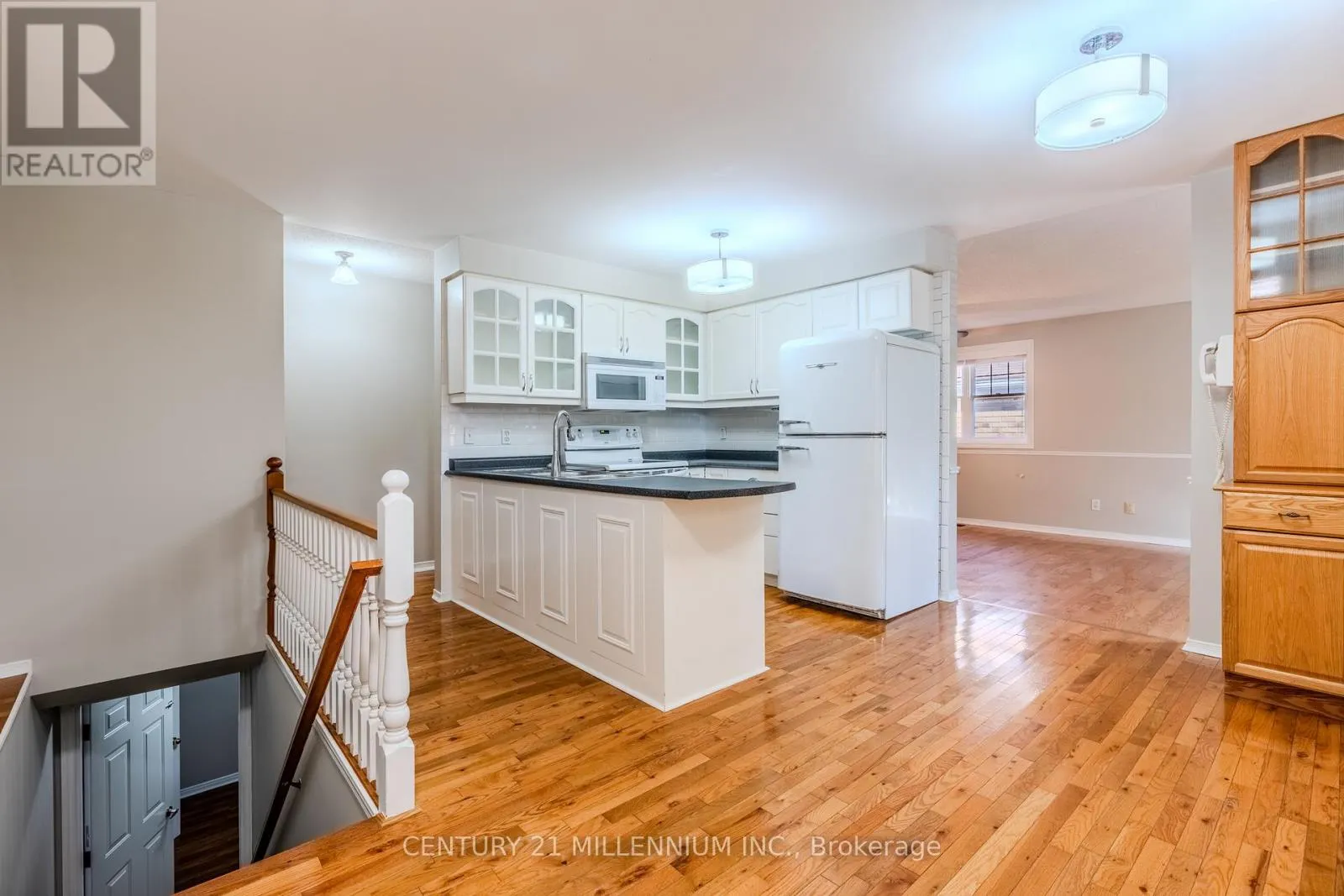 60 OFIELD ROAD