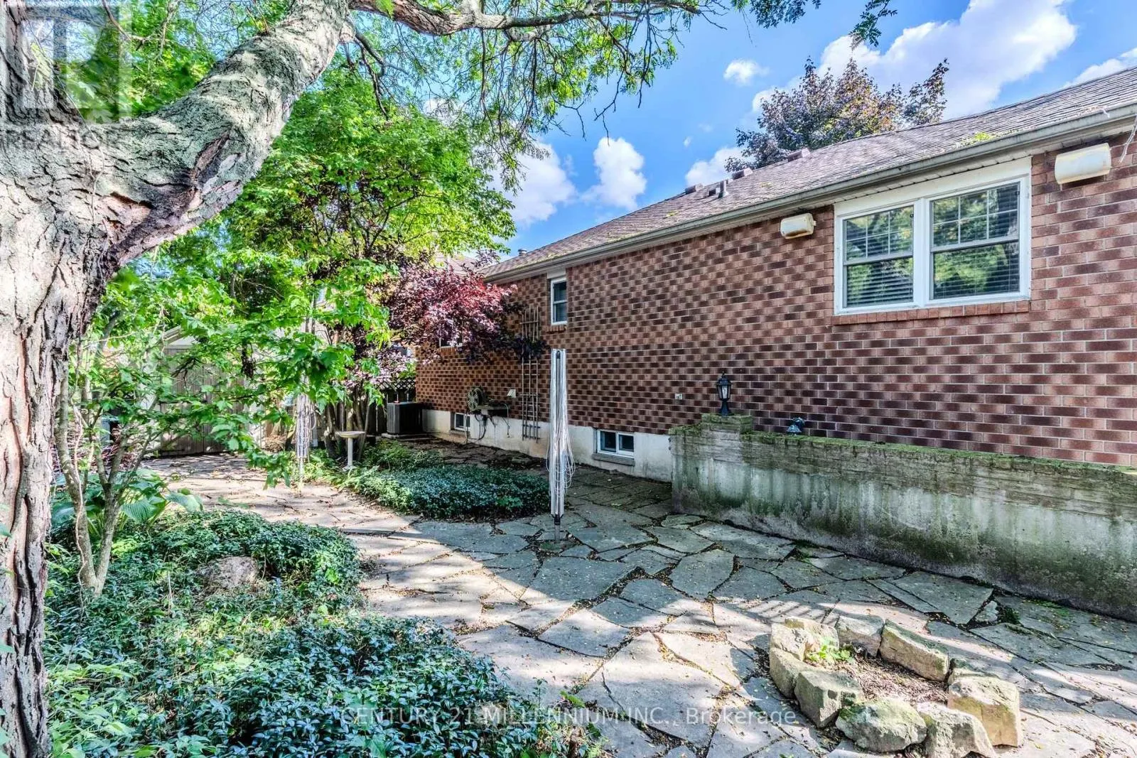 60 OFIELD ROAD