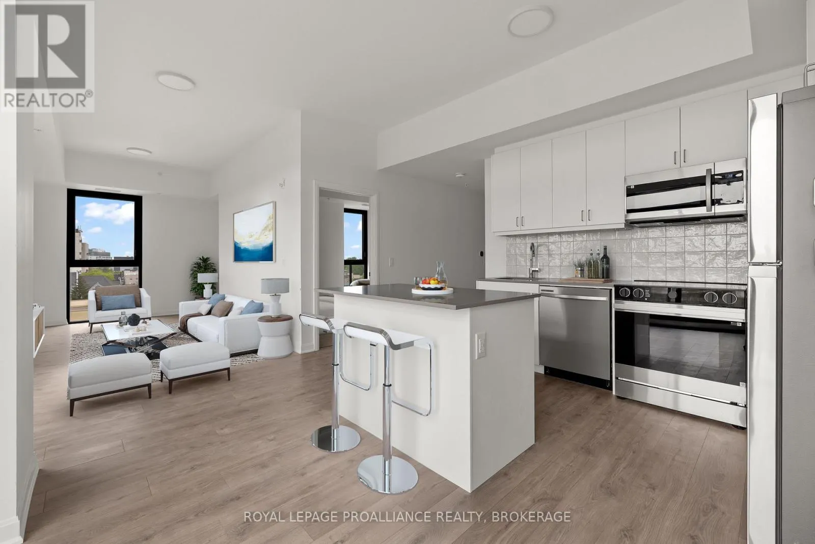 905 - 223 PRINCESS STREET, #905