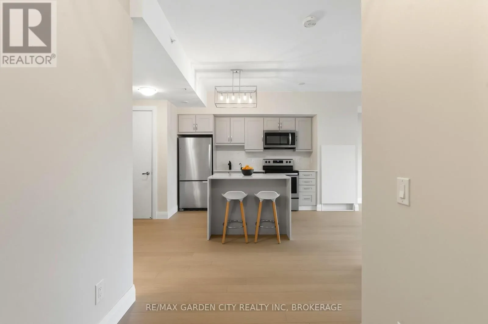 408 - 7711 GREEN VISTA GATE AVENUE, #408