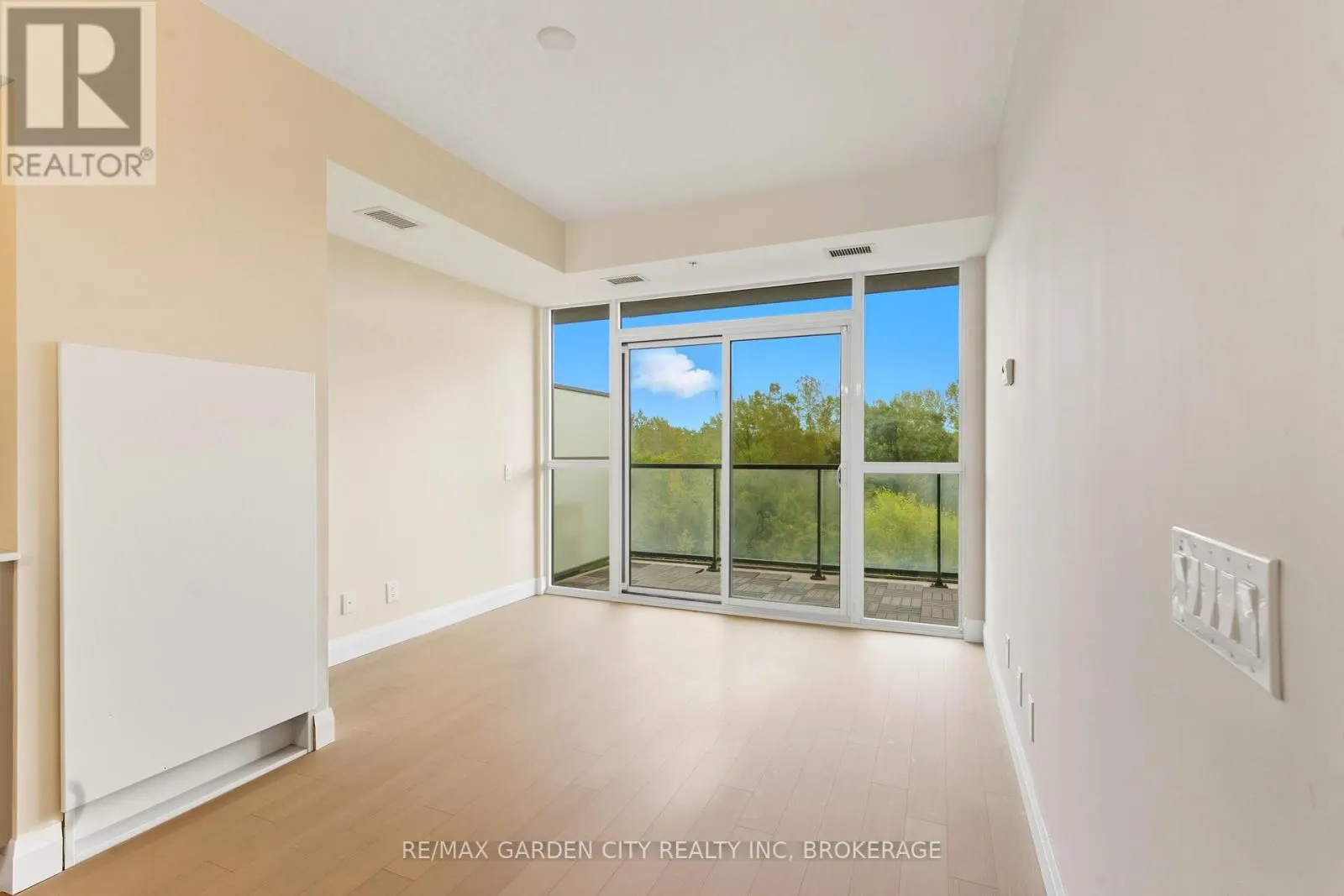 408 - 7711 GREEN VISTA GATE AVENUE, #408