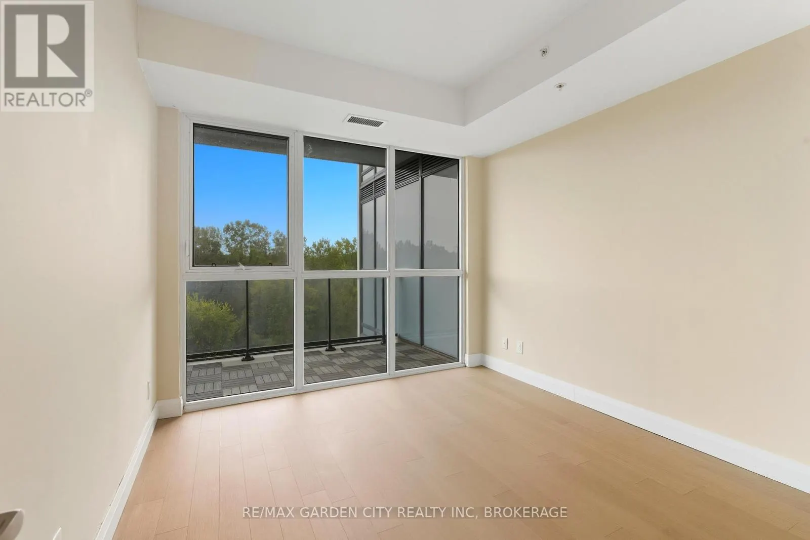 408 - 7711 GREEN VISTA GATE AVENUE, #408