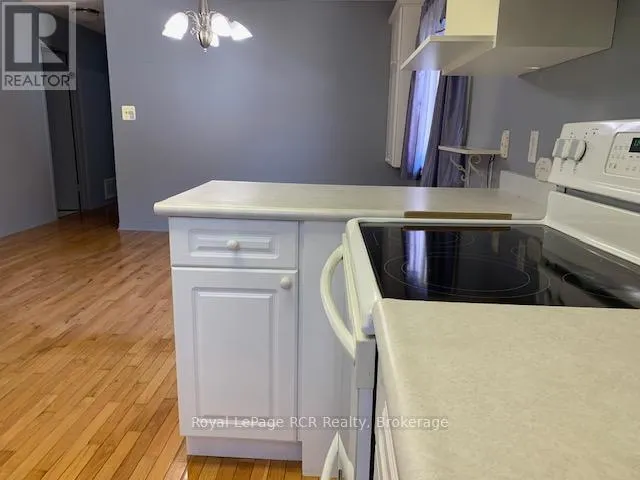 505 PIKE BAY ROAD W