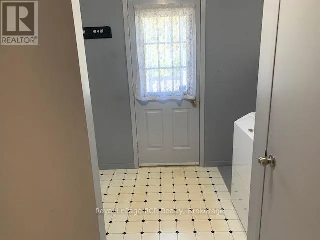 505 PIKE BAY ROAD W