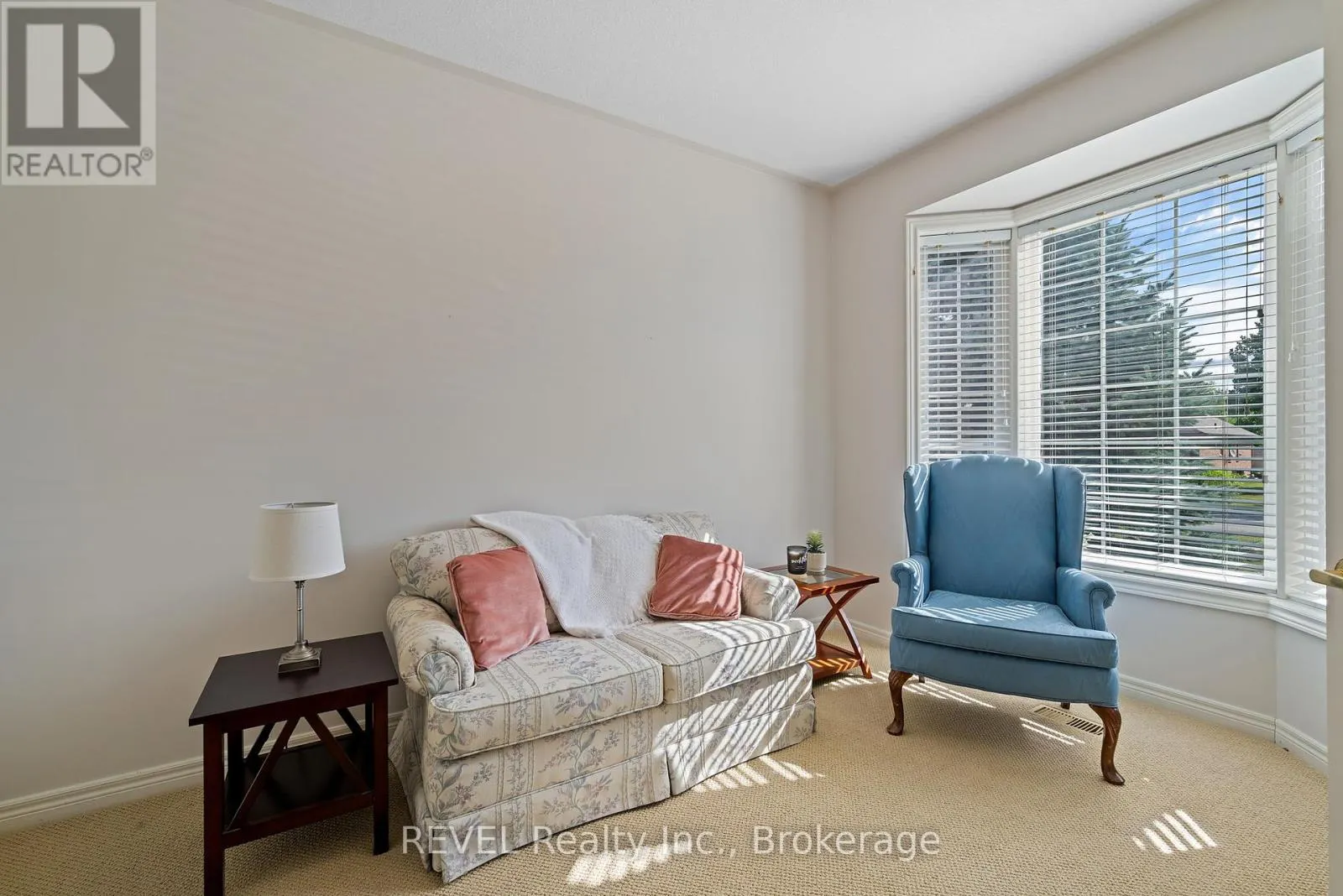 159 WILLOWLANDING COURT