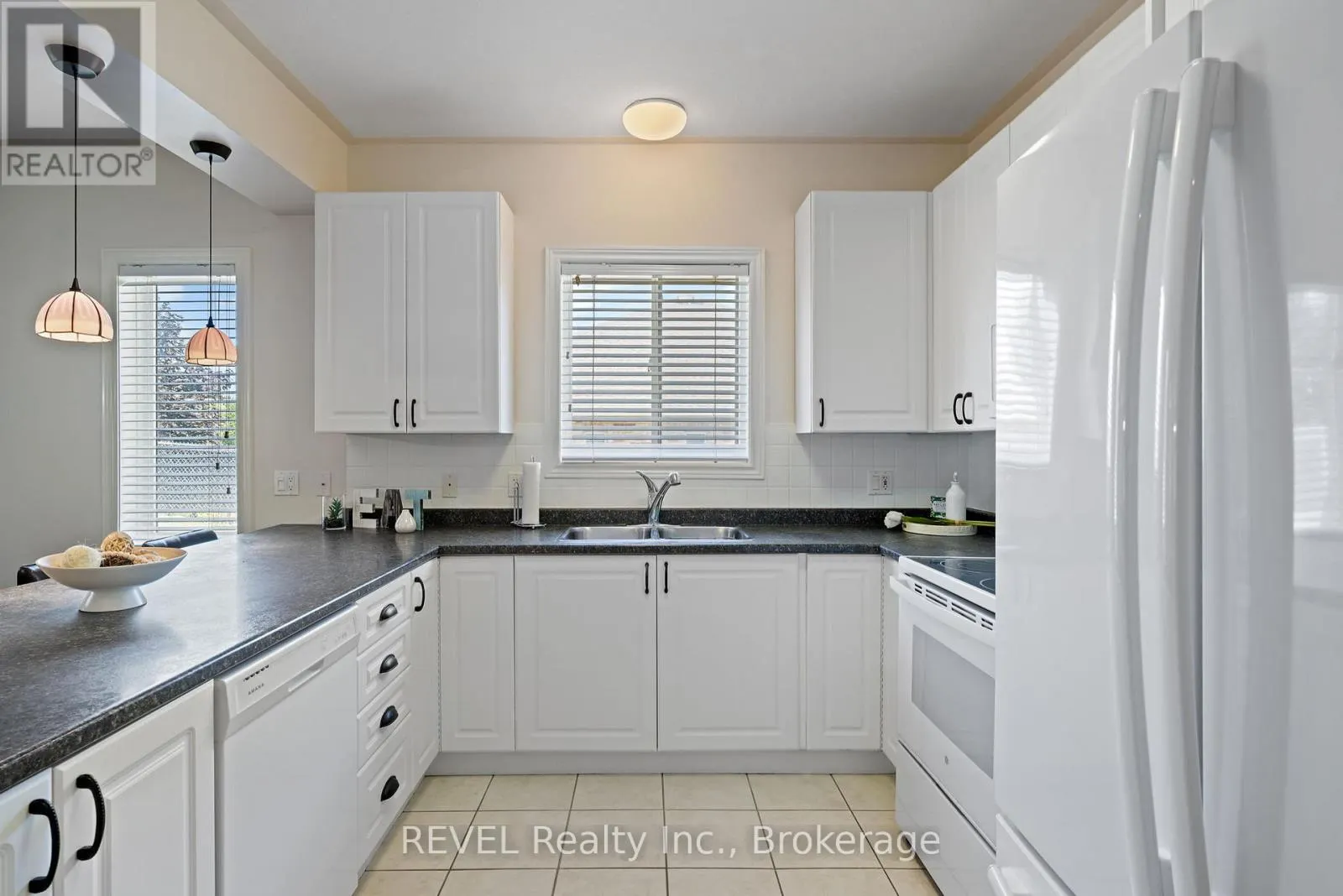 159 WILLOWLANDING COURT