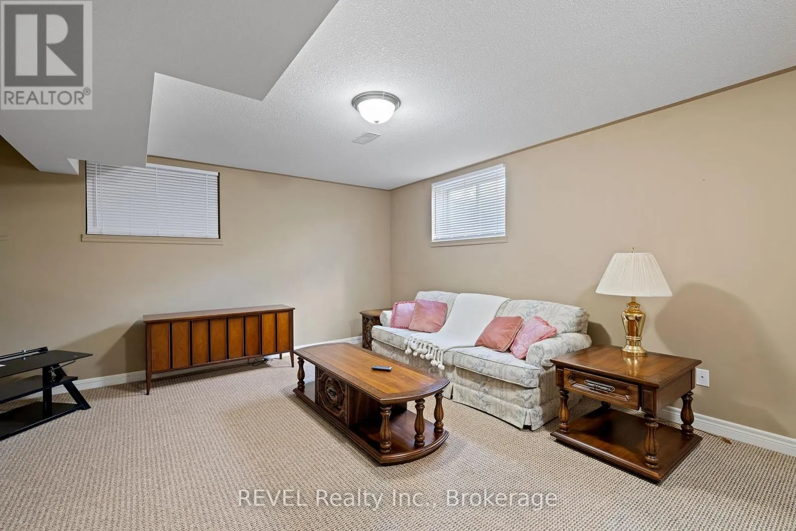 159 WILLOWLANDING COURT