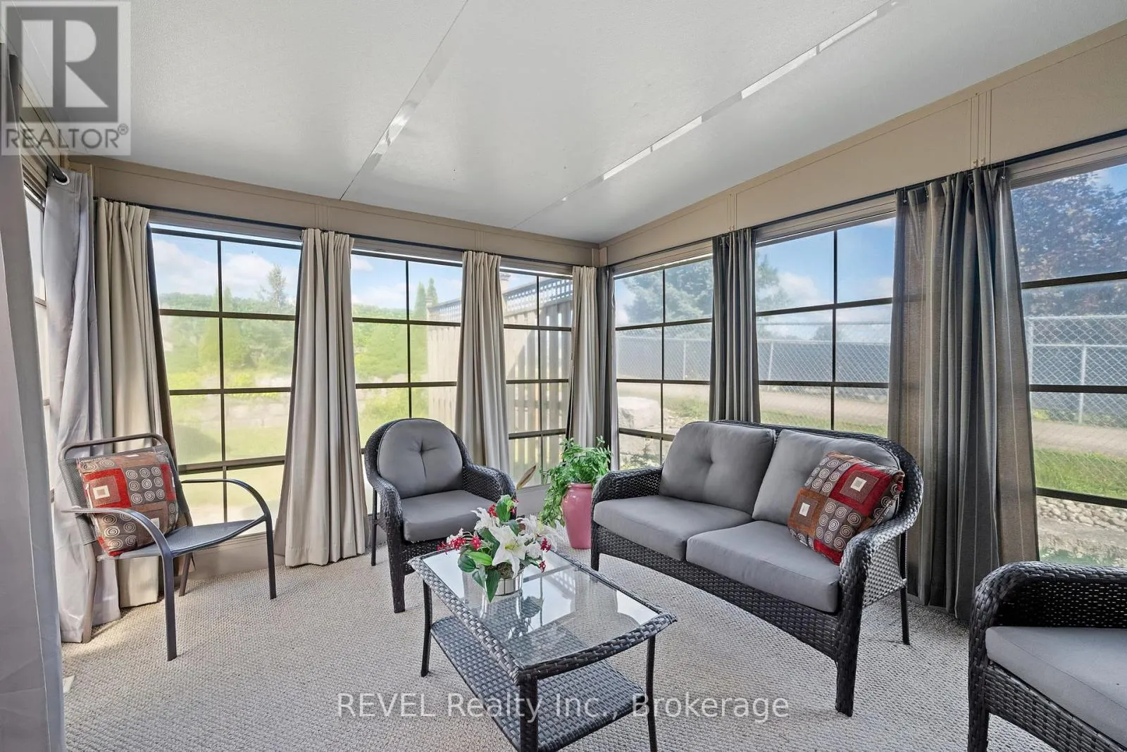 159 WILLOWLANDING COURT