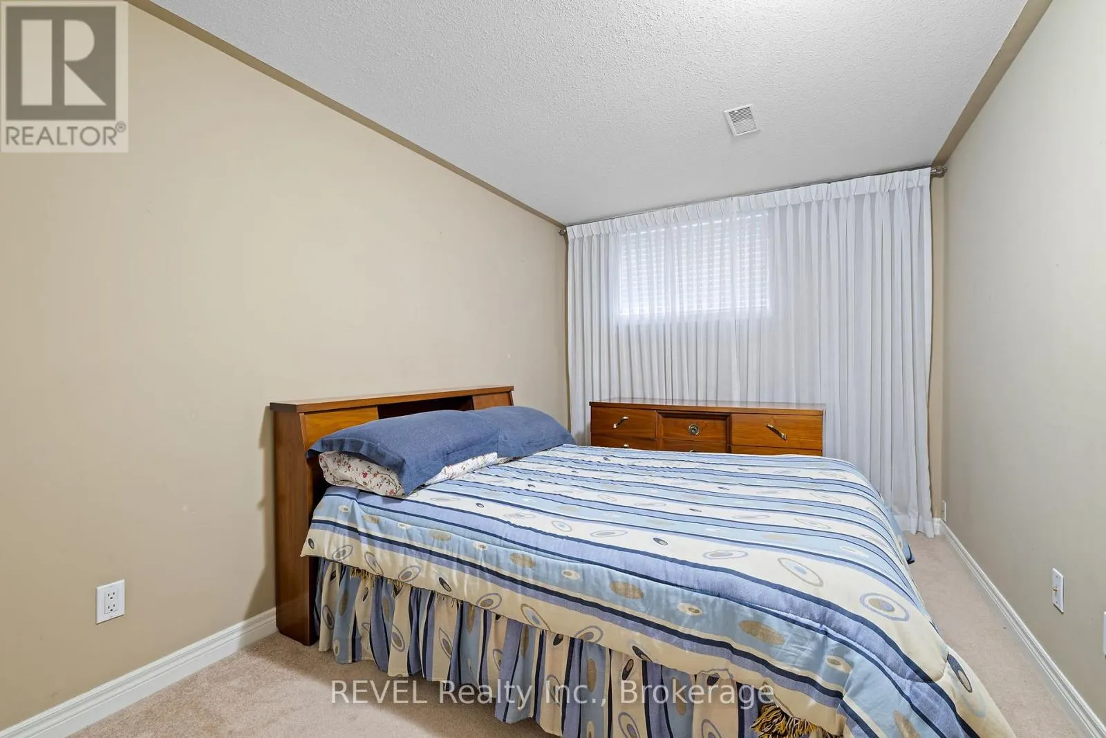 159 WILLOWLANDING COURT