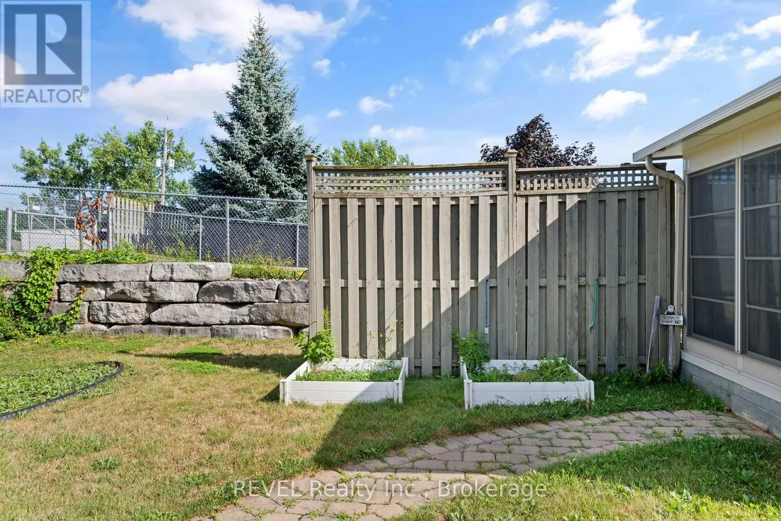 159 WILLOWLANDING COURT