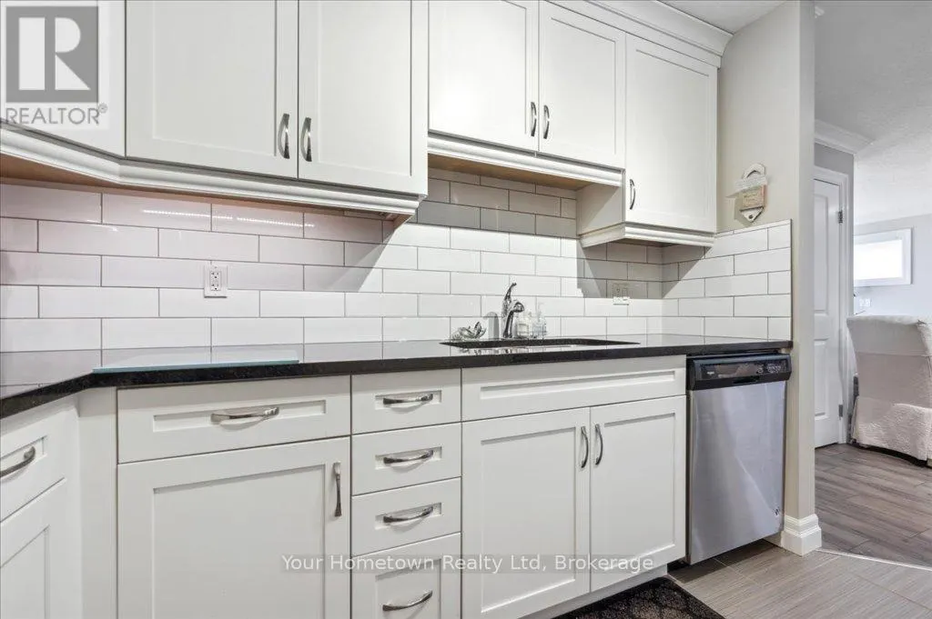 27B - 27 STUMPF STREET, #27B