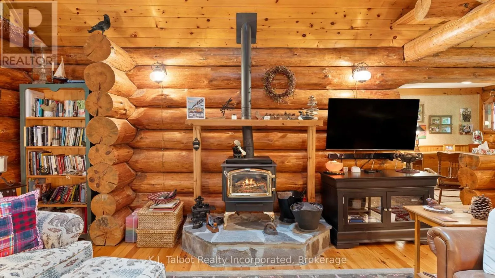 35576B BAYFIELD RIVER ROAD, R.R. #2 ROAD E