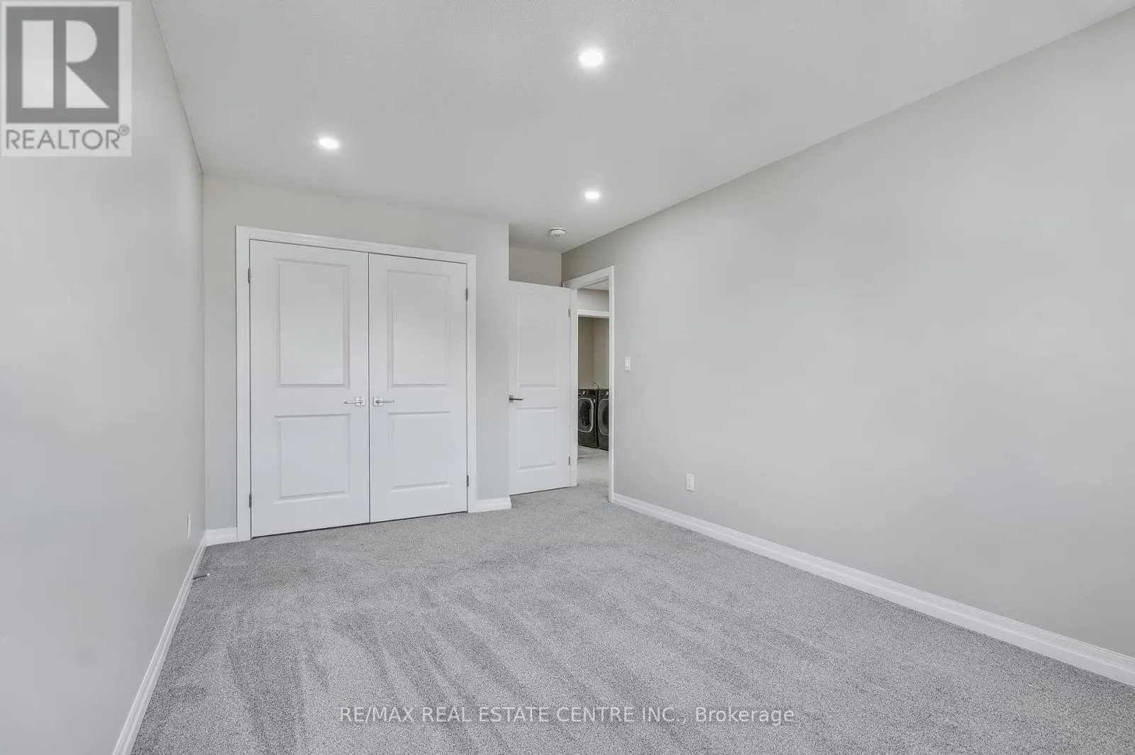162 MOUNTAIN HOLLY COURT