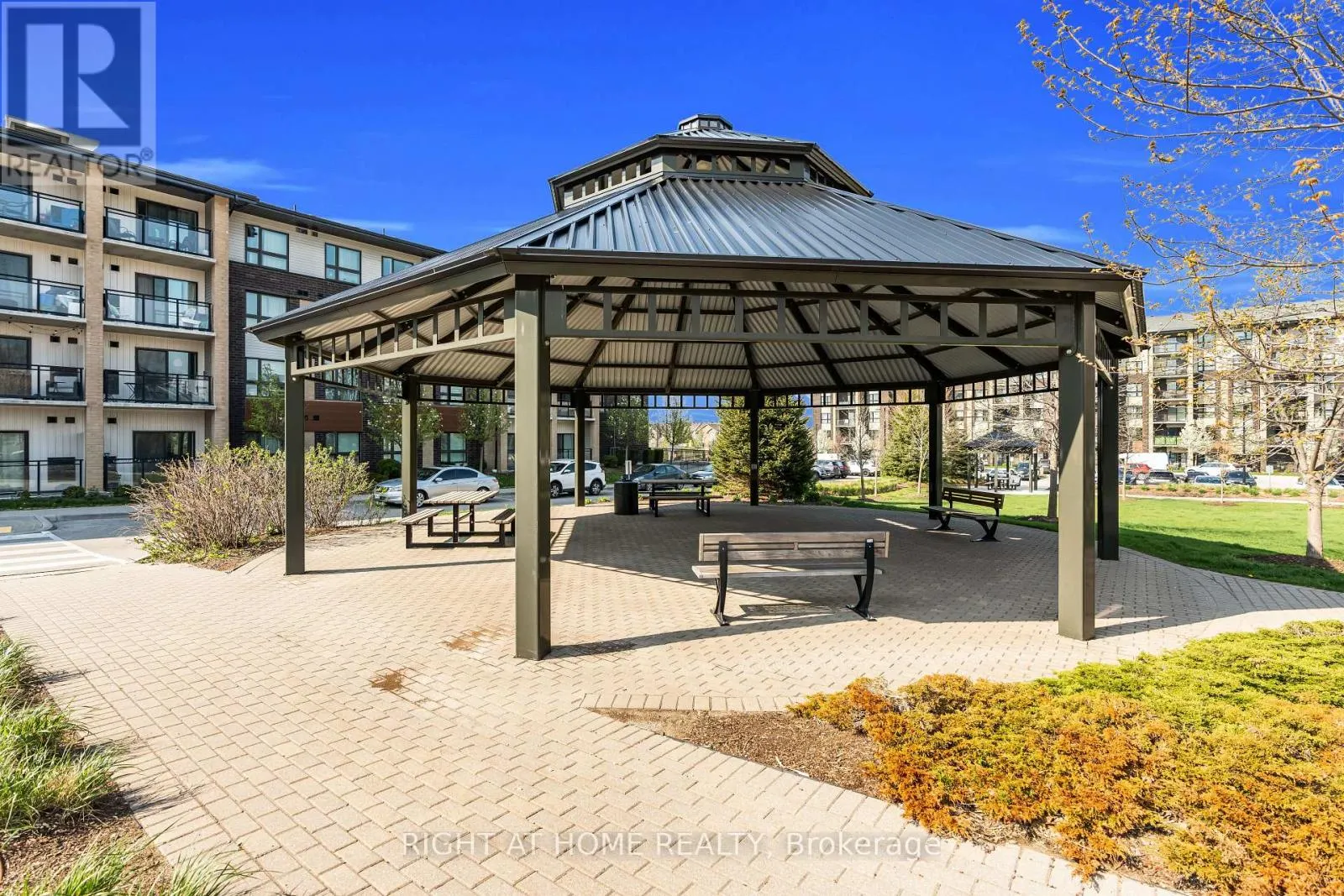 LL12 - 25 KAY CRESCENT