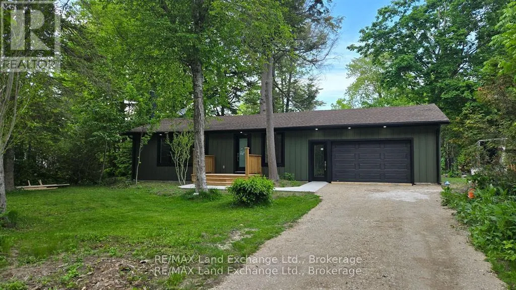 325 OJIBWA TRAIL