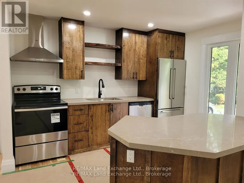 325 OJIBWA TRAIL