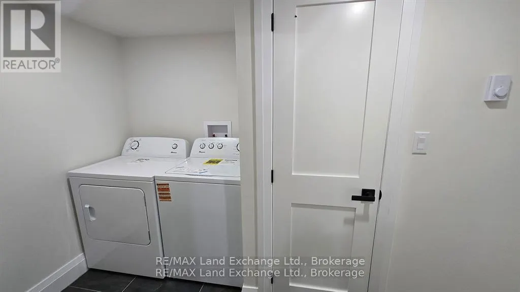 325 OJIBWA TRAIL