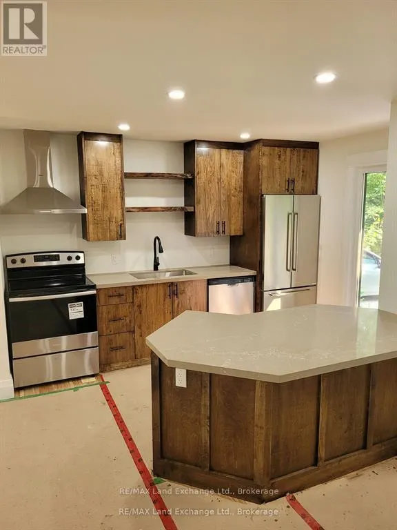 325 OJIBWA TRAIL