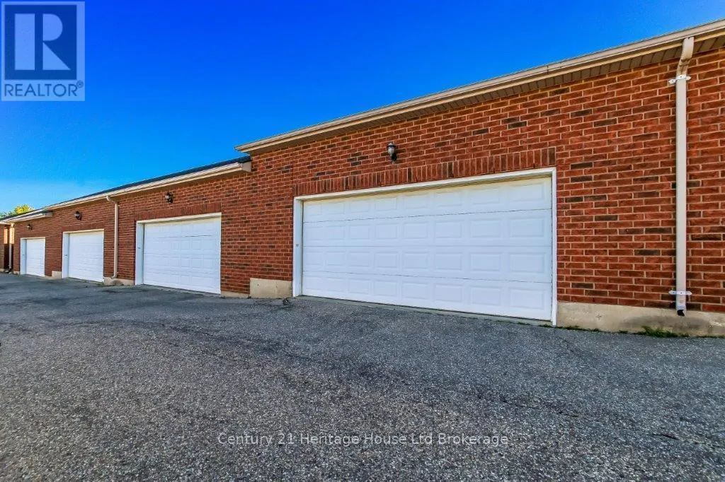 707 SOUTHWOOD WAY