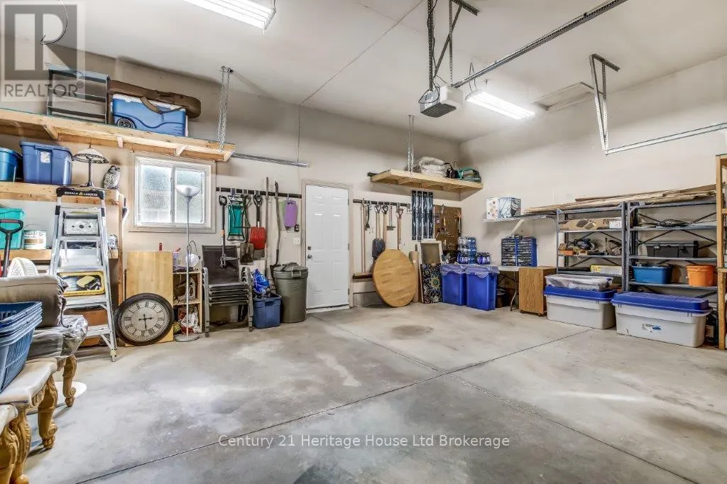 707 SOUTHWOOD WAY