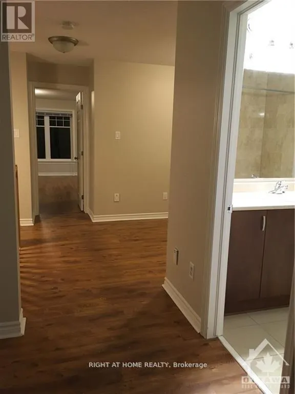 298 MOJAVE CRESCENT