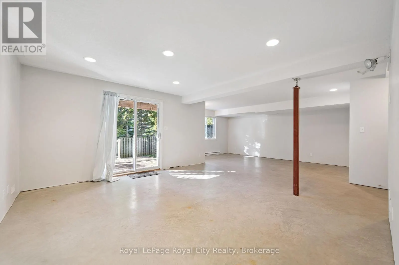 17 TERRAVIEW CRESCENT