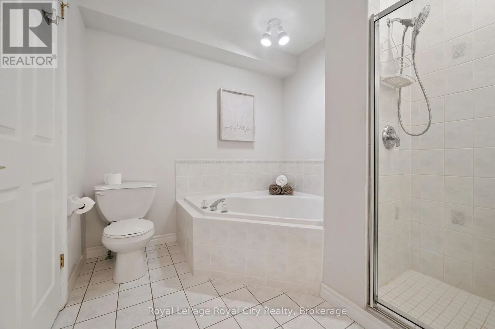 17 TERRAVIEW CRESCENT