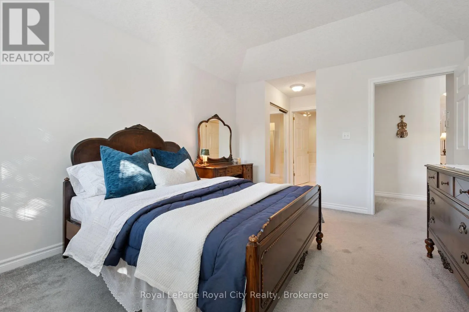 17 TERRAVIEW CRESCENT